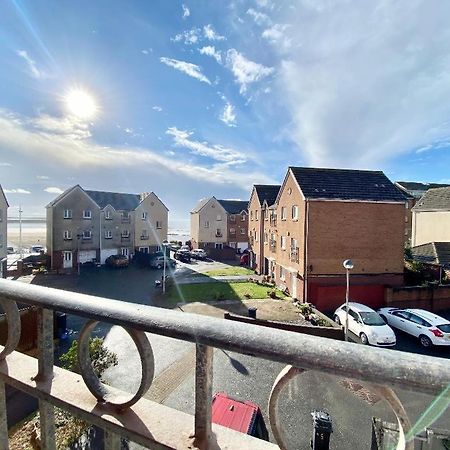 Sea Escape The Tardiis Beachfront Location Aberavon Beach Sea Views Driveway Parking Port Talbot Luaran gambar