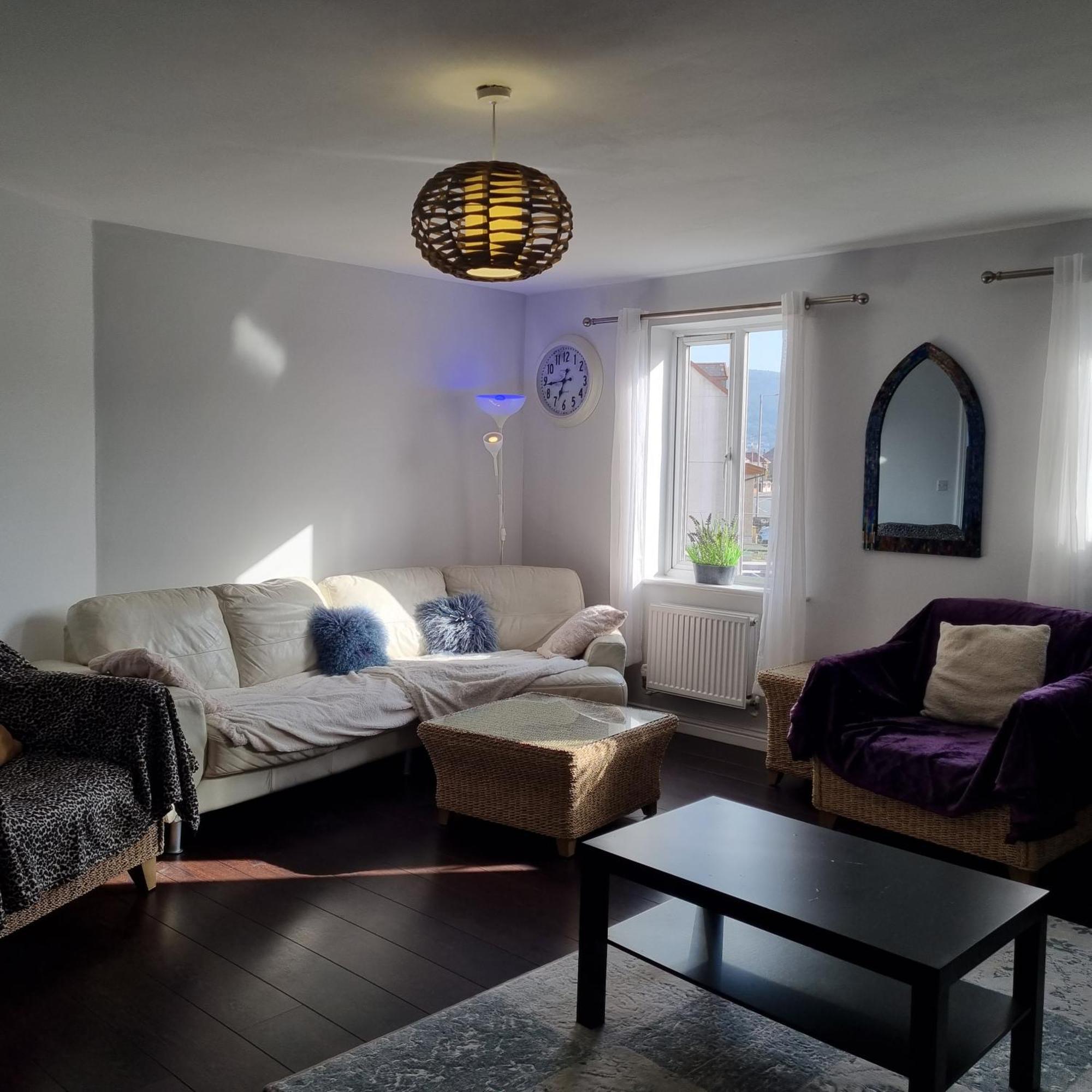 Sea Escape The Tardiis Beachfront Location Aberavon Beach Sea Views Driveway Parking Port Talbot Luaran gambar