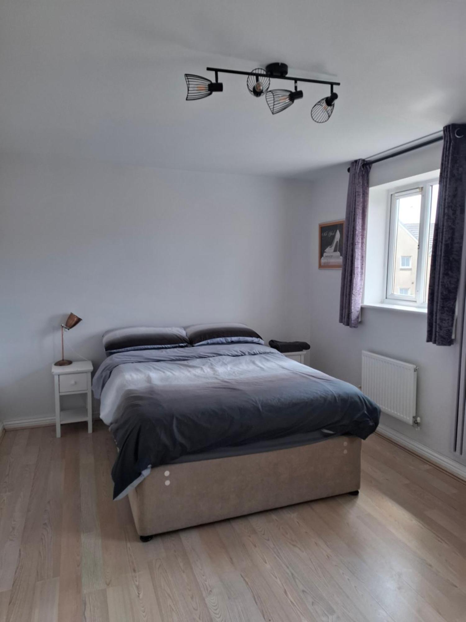 Sea Escape The Tardiis Beachfront Location Aberavon Beach Sea Views Driveway Parking Port Talbot Luaran gambar